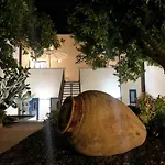 Punta Sallustro Bed & Breakfast 4*