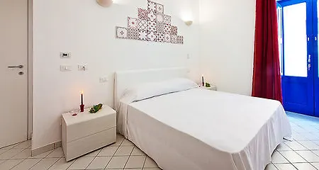Bed & Breakfast Punta Sallustro 3*