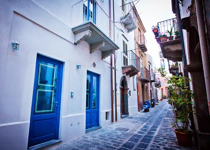 Punta Sallustro 利帕里