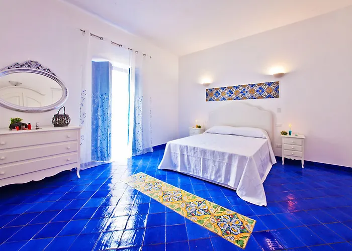 住宿加早餐酒店 Punta Sallustro 4*