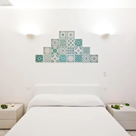 فندق مبيت وإفطار Punta Sallustro ليباري