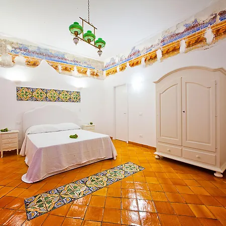 Punta Sallustro فندق مبيت وإفطار