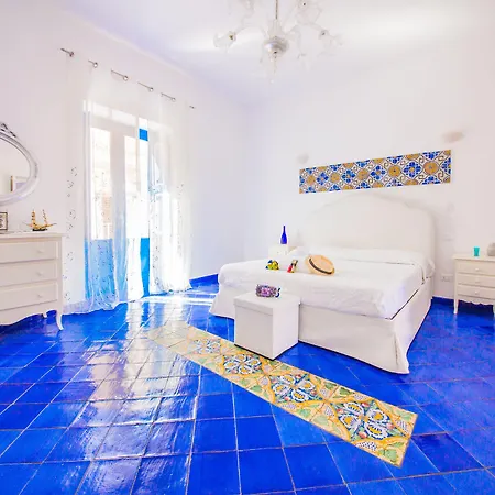 Punta Sallustro فندق مبيت وإفطار