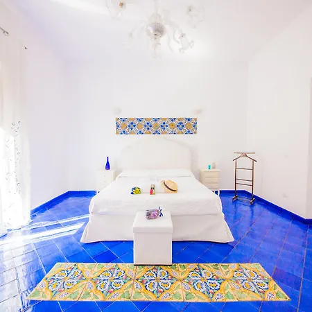 Punta Sallustro فندق مبيت وإفطار