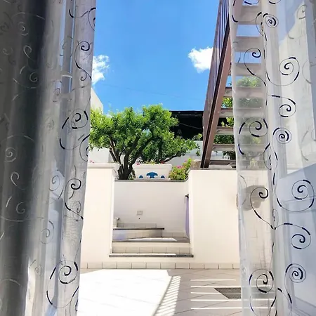Punta Sallustro 4* Lípara