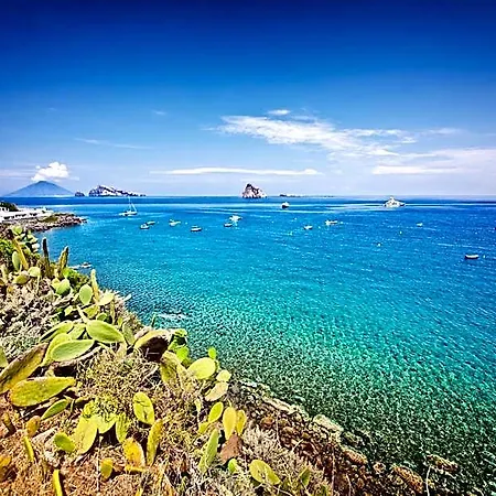 Punta Sallustro 4*