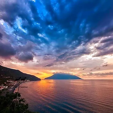 Bed & Breakfast Punta Sallustro Lipari (Isola Lipari)