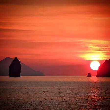 Bed & Breakfast Punta Sallustro 4*