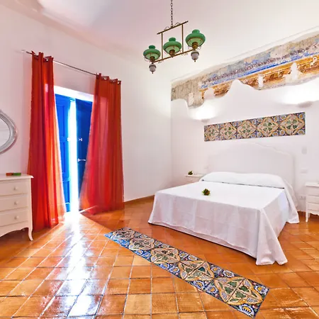 Punta Sallustro فندق مبيت وإفطار ليباري