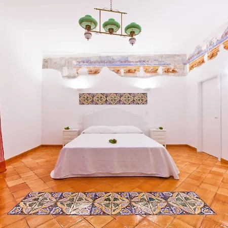 Punta Sallustro 4*